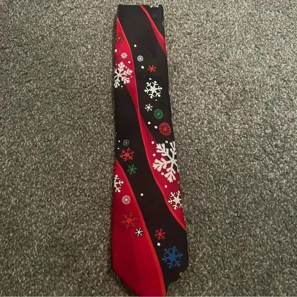 Men’s Holiday Tie